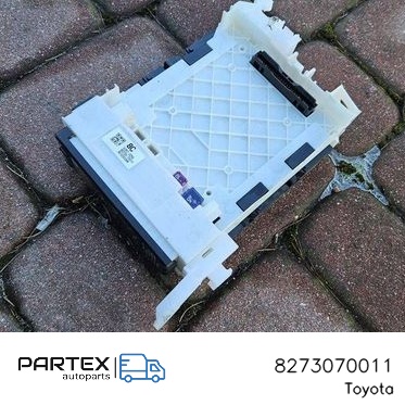 8273070011 Блок запобіжників Toyota Aygo X 2024