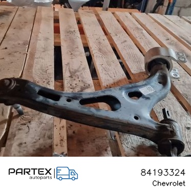 84193324 - Нижній передній важіль Chevrolet Equinox 2018
