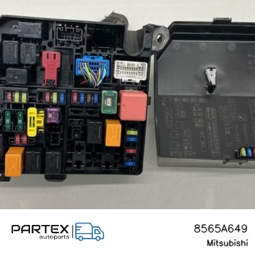 8565A649 Блок запобіжників Mitsubishi Eclipse Cross 2021
