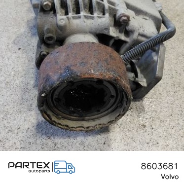 8603681 - Балка задньої осі Volvo S80 2005
