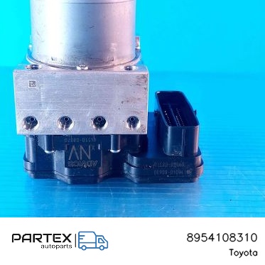 8954108310 Насос блок ABS Toyota Sienna XL40 IV 2022