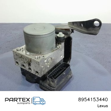 8954153440 Насос блок ABS Lexus IS III XE30 2018