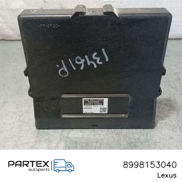 8998153040 - Блок керування Lexus IS III XE30 2013