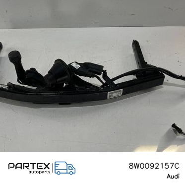 8W0092157C Фаркоп Audi A4 S4 B9 8W 2022