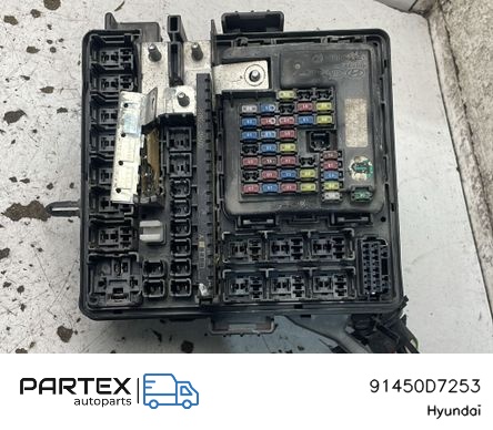 91450D7253 Блок запобіжників Hyundai Tucson TL 2017