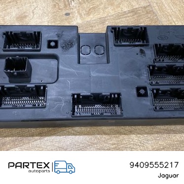 9409555217 - Блок комфорту Jaguar E-Pace 2020
