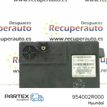 954002R000 - Блок комфорту Hyundai i30 2010