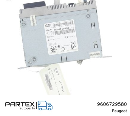 9606729580 - Панель радіо мультимедіа Peugeot 208 I 2014