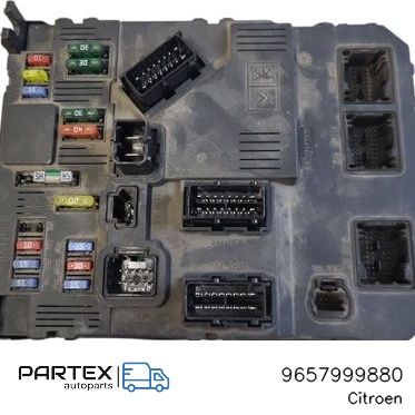 9657999880 - Блок комфорту Citroen Berlingo 2007