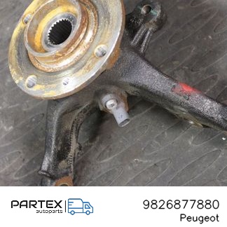 9826877880 - Поворотний кулак переднього колеса Peugeot 208 II 2022