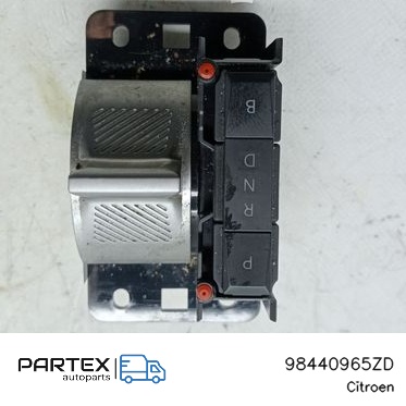 98440965ZD - Блок комфорту Citroen Berlingo 2018