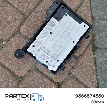 9866874880 - Блок комфорту Citroen Berlingo 2025