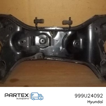 999U24092 - Передня підрамна рама Hyundai Getz 2004