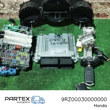 9RZ0G030000000 - Блок керування двигуном Honda Civic IX 2013