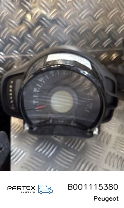 B001115380 - Спідометр панель приладів Peugeot 108 2019