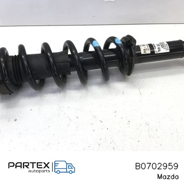 B0702959 Амортизатор задній Mazda CX-60 2024