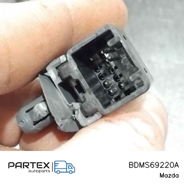 BDMS69220A - Дзеркало заднього виду Mazda CX-30 2020