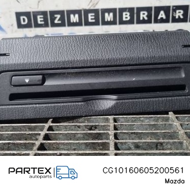 CG10160605200561 - Панель радіо мультимедіа Mazda CX-3 2016