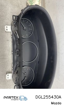 DGL255430A - Спідометр панель приладів Mazda CX-30 2021