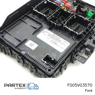 F005V03570 - Блок комфорту Ford Kuga III 2023