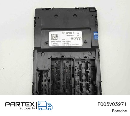 F005V03971 - Блок комфорту Porsche Cayenne (9Y0 9Y3) 2023