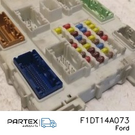 F1DT14A073 Блок запобіжників Ford Grand C-MAX 2015