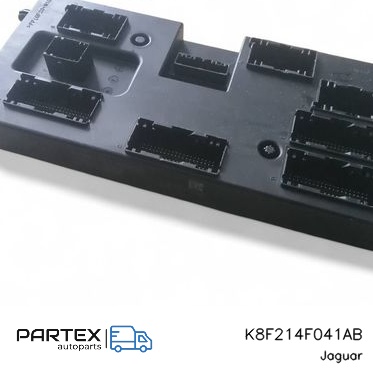 K8F214F041AB - Блок комфорту Jaguar E-Pace 2021