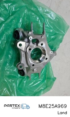 M8E25A969 - Поворотний кулак заднього колеса Land Rover Range Rover Sport L461 2022
