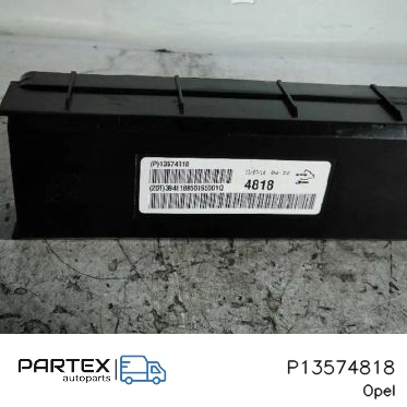 P13574818 - Блок керування двигуном Opel Insignia A 2010