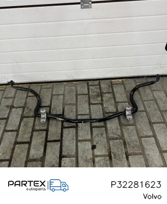 P32281623 - Передній стабілізатор Volvo XC40 2021