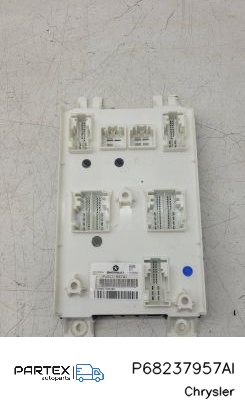 P68237957AI - Блок комфорту Chrysler Pacifica 2017