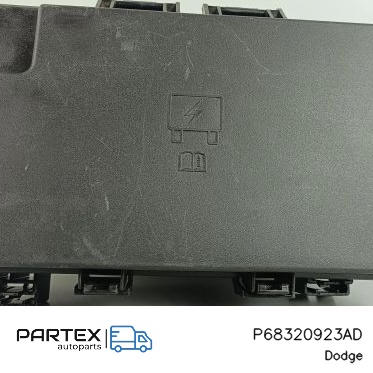P68320923AD Блок запобіжників Dodge Durango 2018