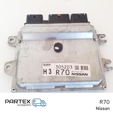 R70 - Блок керування двигуном Nissan Juke I F15 2012