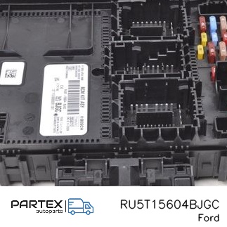 RU5T15604BJGC - Блок комфорту Ford Kuga III 2025