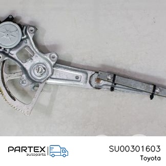 SU00301603 Склопідйомник Toyota GT 86 2015