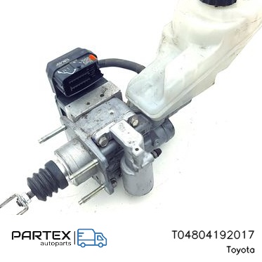 T04804192017 Насос блок ABS Toyota Prius (XW50) 2018