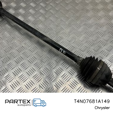 T4N07681A149 Піввісь передня Chrysler Pacifica 2018