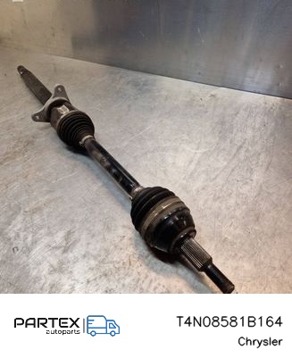 T4N08581B164 Піввісь передня Chrysler Pacifica 2018