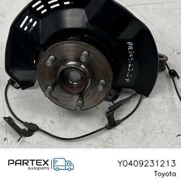 Y0409231213 - Поворотний кулак переднього колеса Toyota Prius xw60 2023