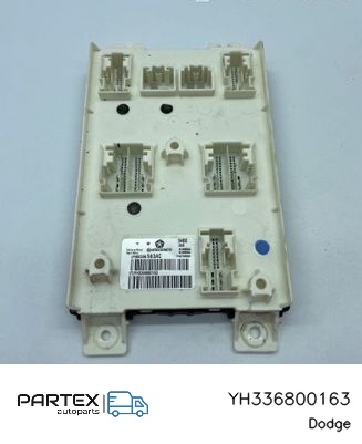 YH336800163 - Блок комфорту Dodge Charger 2019
